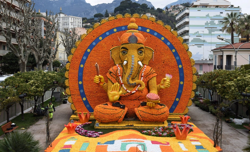 False: Holland celebrated Ganesha Chaturthi with an idol made of citrus fruits.