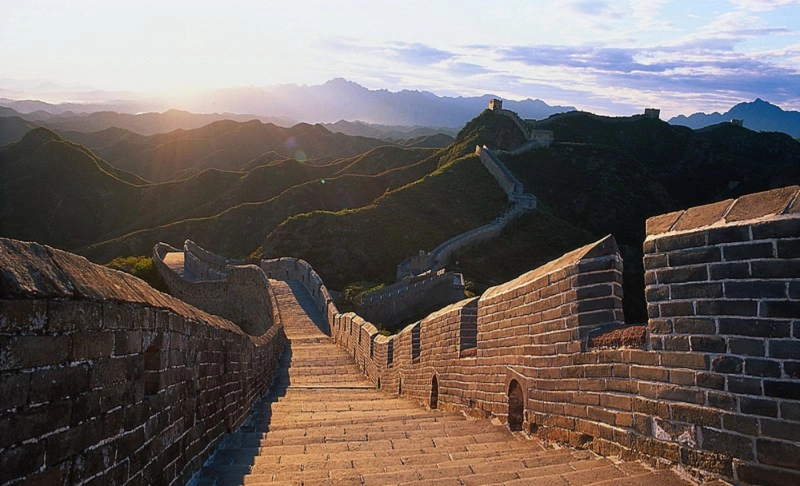 False: The Great Wall of China was built by the Tartarian Empire