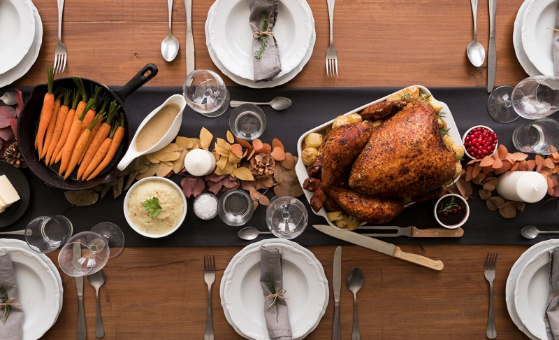 True: The CDC has recommended Americans not to travel for Thanksgiving.