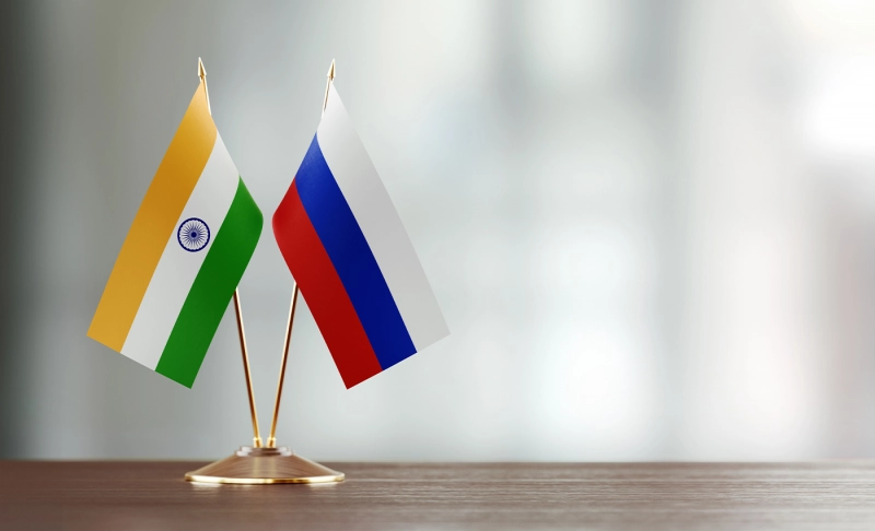 True: Russia offered to supply medical oxygen and Remdesivir to India.