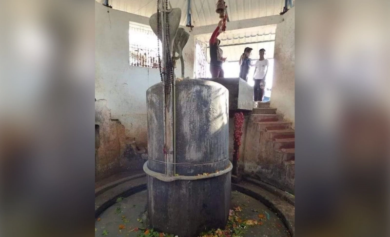 False: This is an image of a Shivling from Gyanvapi Mosque, Varanasi.
