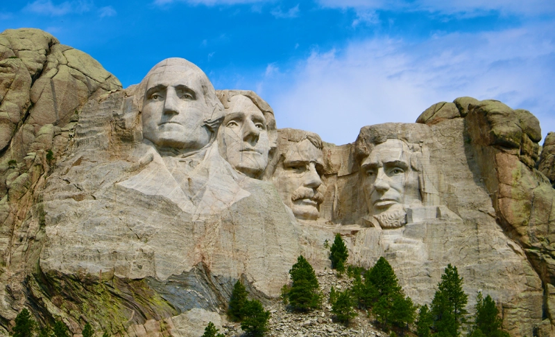 False: White House reached out to South Dakota Governor about adding Trump to Mount Rushmore.