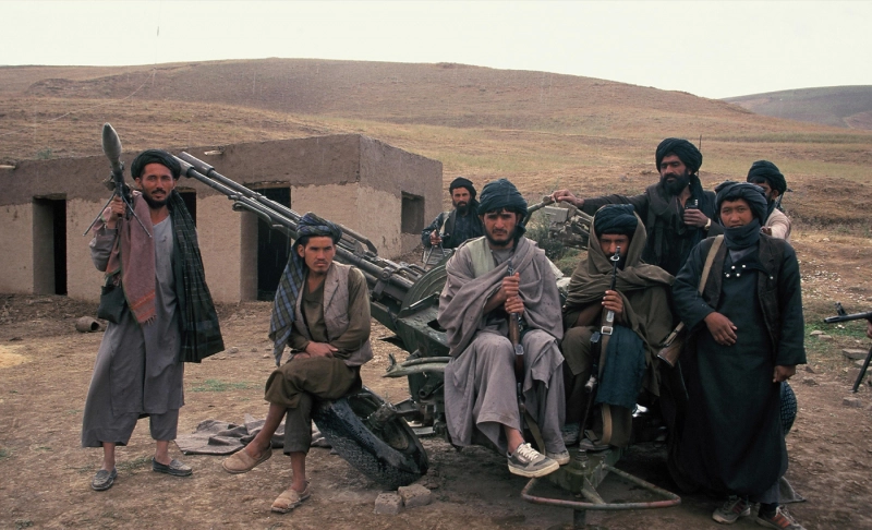 False: Northern alliance fighters attacked a convoy of Taliban in Panjshir valley.