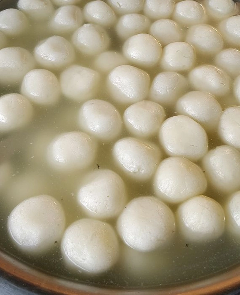 False: Rasogolla sweet was invented in Odisha.