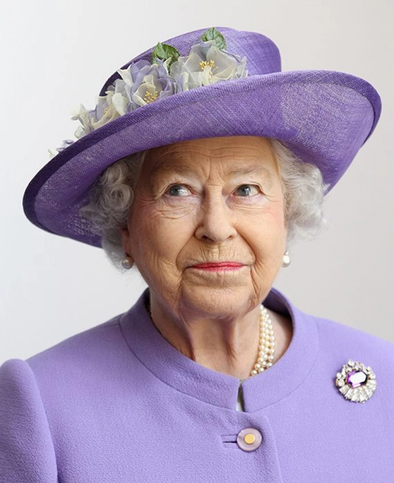 True: Queen Elizabeth II has retreated to the Windsor Castle to avoid getting infected with COVID-19.
