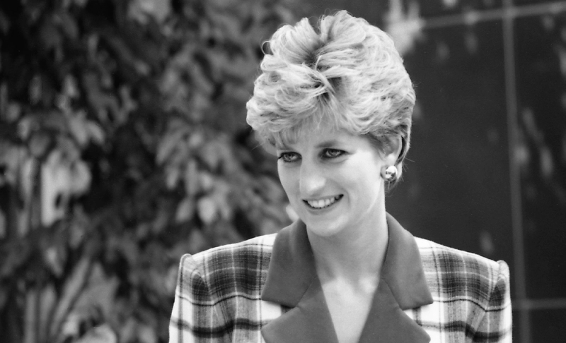 False: Prince Philip and Diana tracked down a rare stag on the grounds of Balmoral Castle.